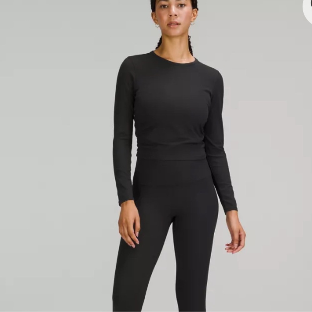 Women's Black Long Sleeve Top